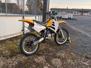 Suzuki RM