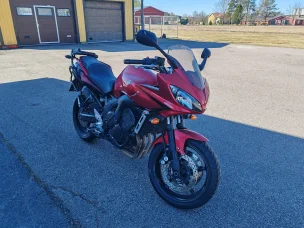 Yamaha FZ6