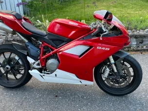 Ducati 848