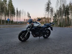 Yamaha XJ6-N