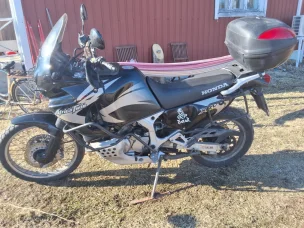 Honda XLV