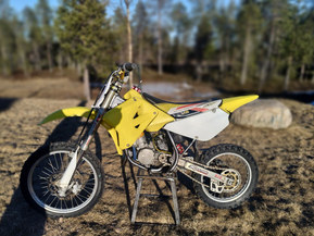 Suzuki RM