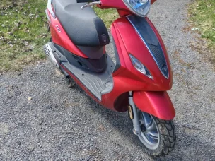 Piaggio Fly