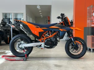 KTM 690