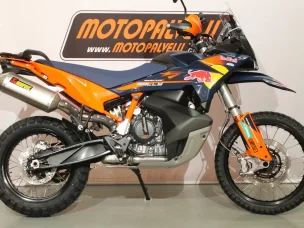 KTM 890