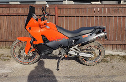 KTM 990