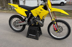 Suzuki RM