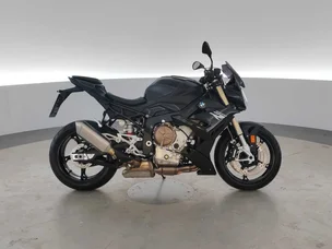 BMW S