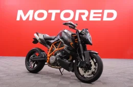 KTM 990