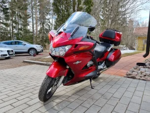 Honda ST