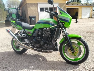 Kawasaki ZRX
