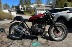 Suzuki GS