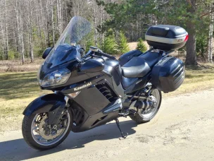 Kawasaki GTR