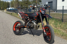 KTM 300