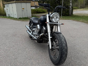 Yamaha XVS