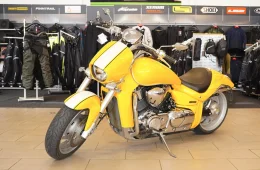 Suzuki Intruder