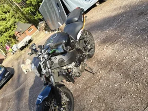 Kawasaki ZX-9R