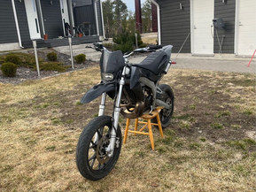 Aprilia SX