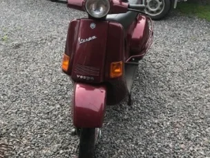Vespa LX