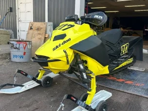 Ski-Doo RS