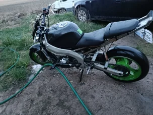 Kawasaki ZR
