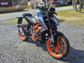 KTM 390