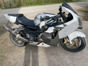 Kawasaki ZX-12R