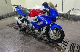 Honda VTR