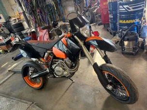 KTM 525