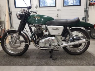 Norton Commando