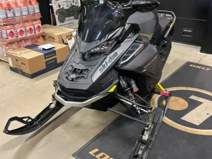 Ski-Doo Mach Z