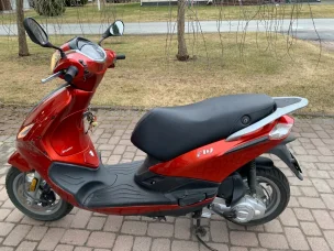 Piaggio Fly
