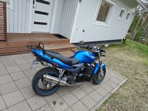 Kawasaki ZR-7