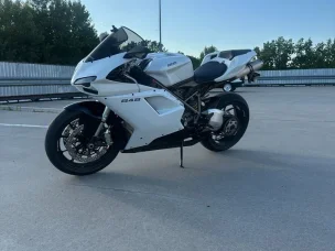 Ducati 848