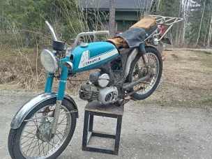 Suzuki A100