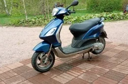 Piaggio Fly