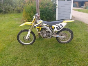 Suzuki RM-Z