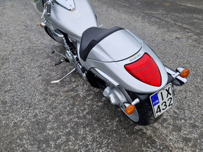 Suzuki Intruder