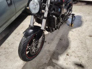 Yamaha FZR