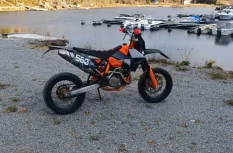 KTM 525