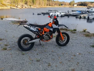 KTM 525