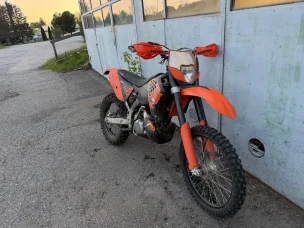 KTM 200
