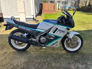Yamaha FZ