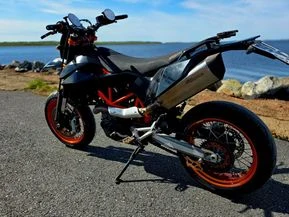 KTM 690