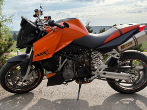 KTM 990