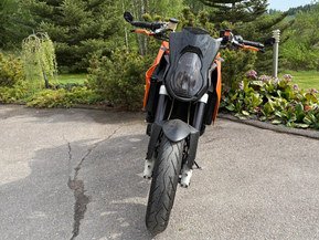 KTM 990
