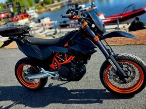 KTM 690