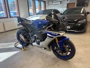 Yamaha YZF-R1