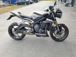 Triumph Street Triple