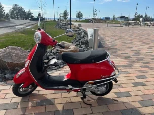 Vespa LX